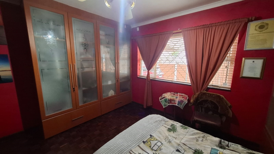 3 Bedroom Property for Sale in Pinati Western Cape